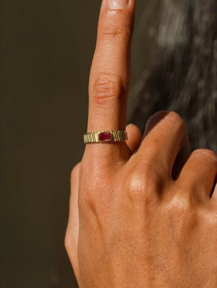 Lena Burgundy - Gold