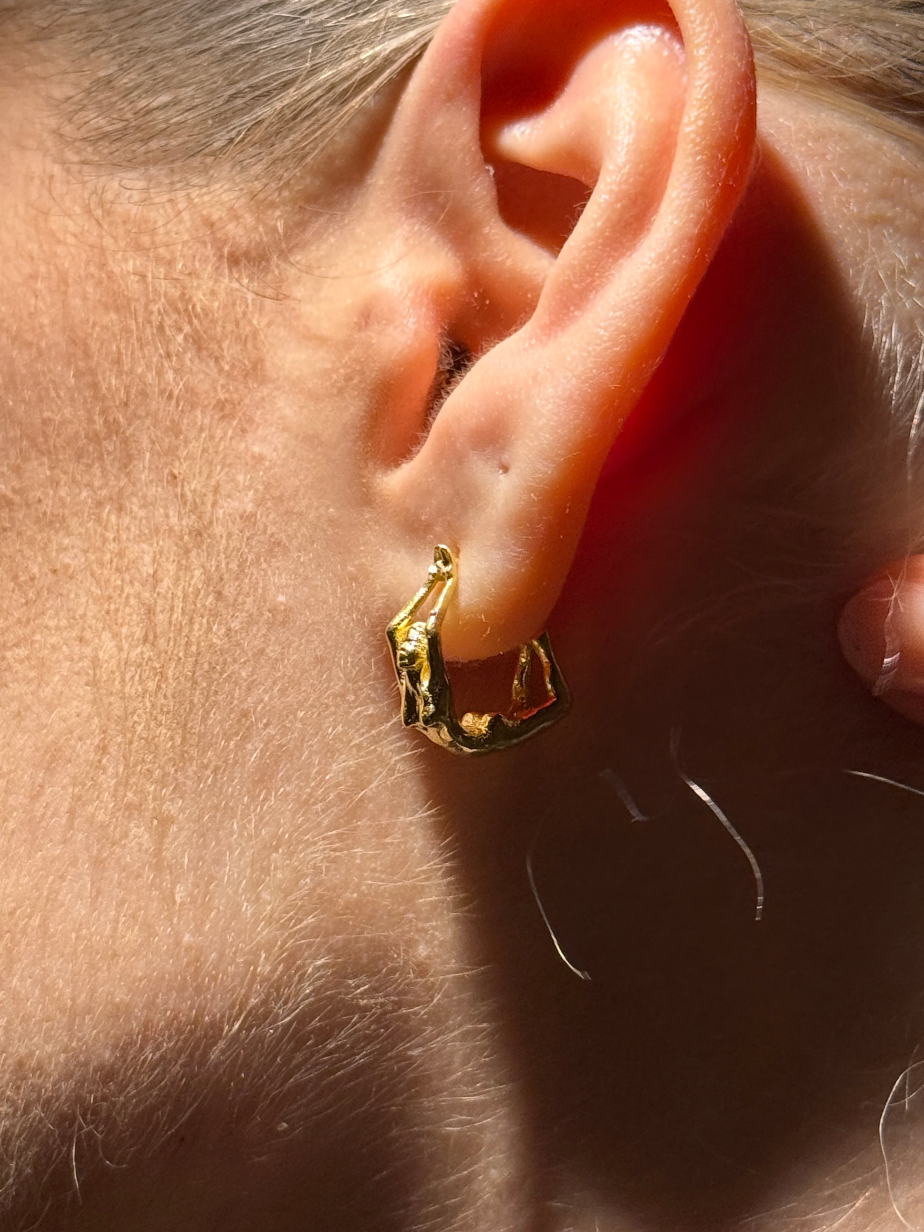 Ballerina Hoops - Gold